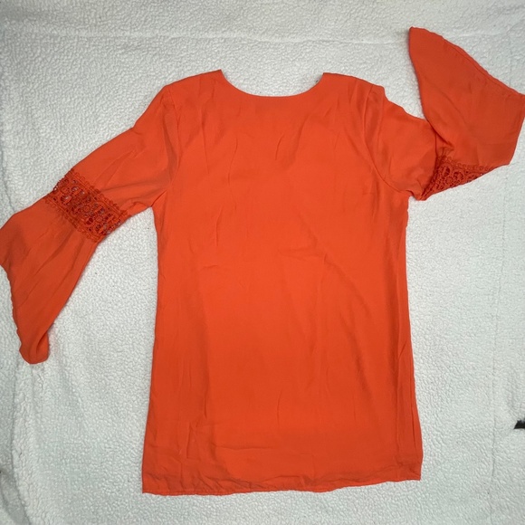 Women’s XL Almost Famous Orange Bell Sleeve Top - Picture 2 of 15